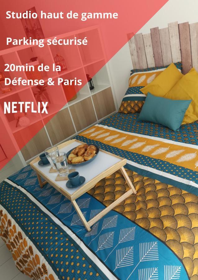 Home Up Bezons Exterior foto